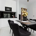 Mennica Residence - City Center Apartments By Noclegi Renters