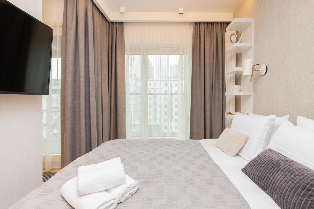 Apartamentų viešbutis Mennica - Center By Renters
