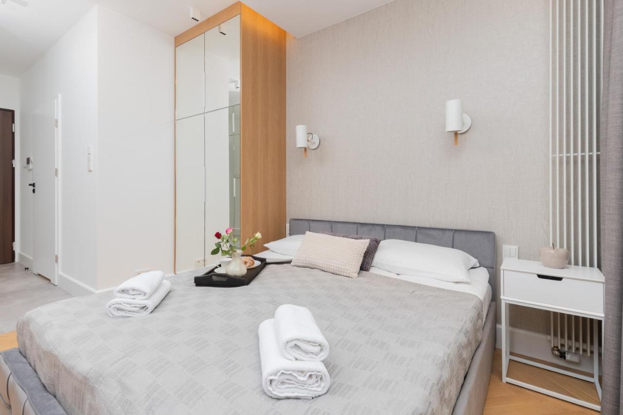 Mennica - Center By Renters Apartamentų viešbutis *