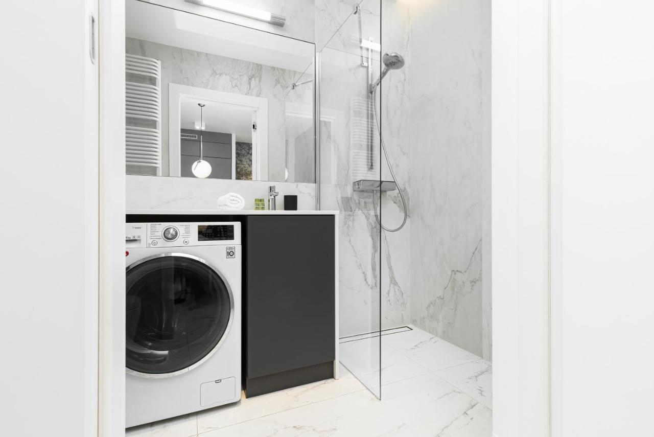 Apartamentų viešbutis Mennica - Center By Renters Warsaw