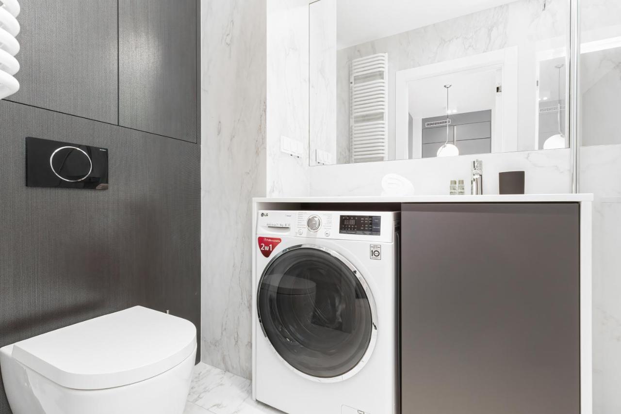 Apartamentų viešbutis Mennica - Center By Renters Warsaw